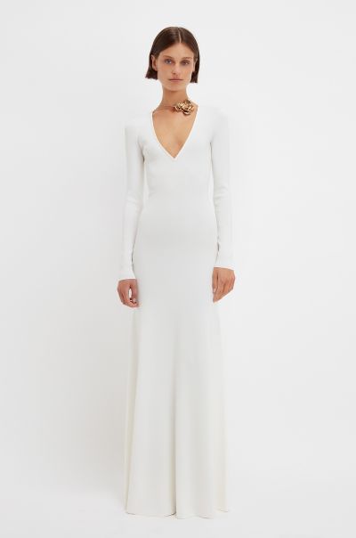 Deep V Knitted Gown In White Gowns Popular Women Victoria Beckham